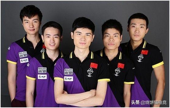 在现代足球 在现代足球